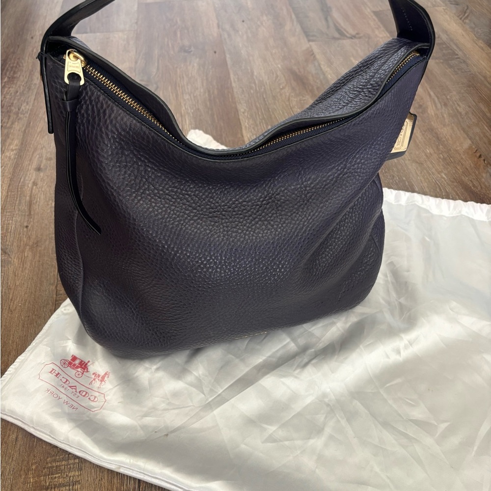 Coach Elegant Black Leather Hobo Bag with Dust bag - Picture 2 of 6